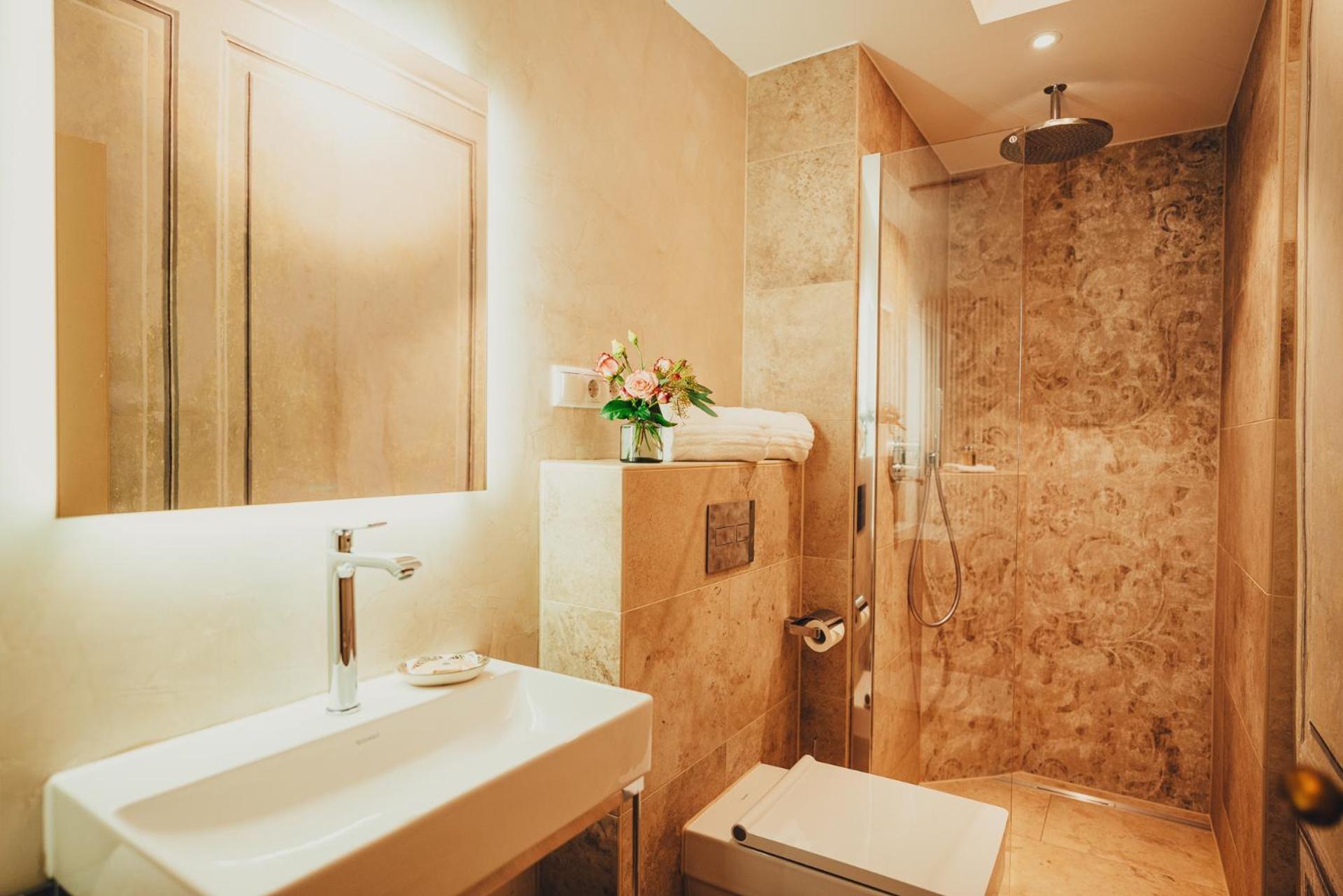 Hotel Villa Sorgenfrei & Restaurant Atelier Sanssouci Radebeul Extérieur photo